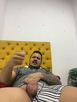 Snapshot of christian_colombian1 chatting on December 2024 04:46:01 AM christian colombian1 online show from December 2024 04:46:01 AM