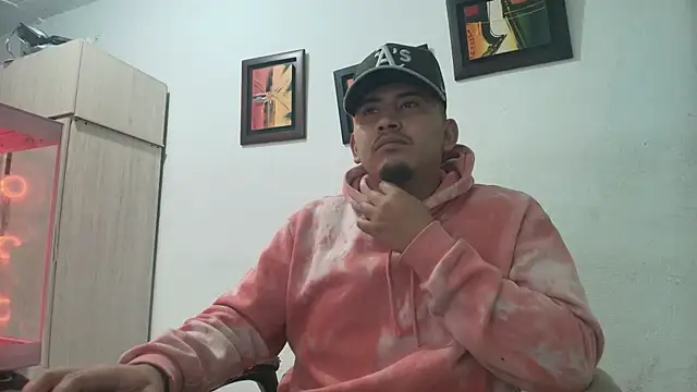 myke andrade online show from November 2025 04:37:02 AM