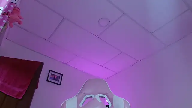 Dakota bumm online show from February 2026 10:35:02 PM