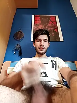 Esti02 online show from October 2025 11:43:01 AM