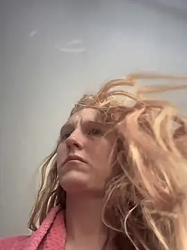 GoldenFlameGoddess online show from February 2025 05:25:02 PM