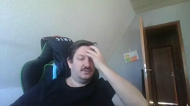 Golffahrer1982 online show from March 2026 08:49:01 AM