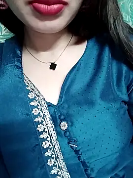Snapshot of Noor_Darliing chatting on April 2026 07:18:01 PM Noor Darliing online show from April 2026 07:18:01 PM