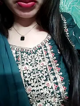 Snapshot of Noor_Darliing chatting on April 2026 06:10:01 PM Noor Darliing online show from April 2026 06:10:01 PM