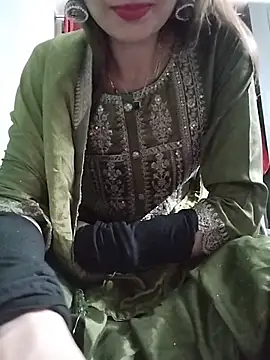 Snapshot of Noor_Darliing chatting on June 2026 03:10:02 PM Noor Darliing online show from June 2026 03:10:02 PM