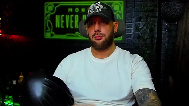 LexXHardy online show from October 2025 11:13:02 PM