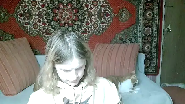 Kathlyn  Heath online show from December 2025 06:04:01 PM