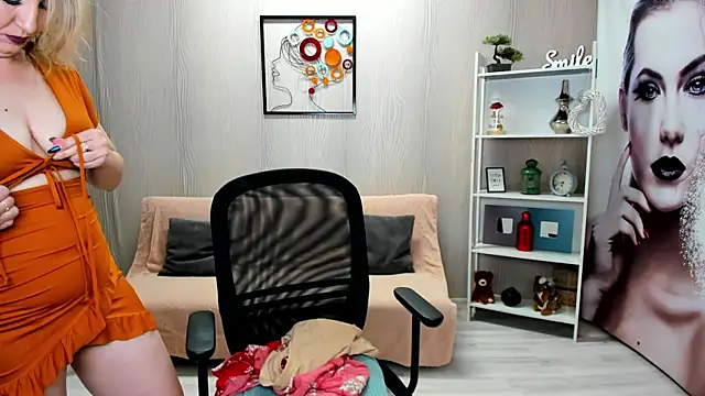 Cassandra Hotty online show from March 2025 04:41:02 AM