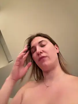 Snapshot of secretcrazy69 chatting on February 2025 10:51:02 PM secretcrazy69 online show from February 2025 10:51:02 PM