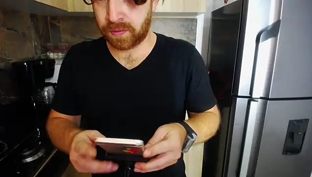 michacosio online show from March 2025 08:35:02 PM