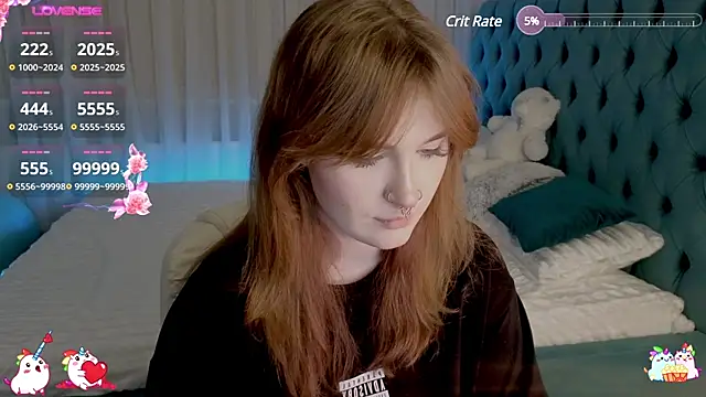  Chlo  e online show from February 2025 01:11:01 AM