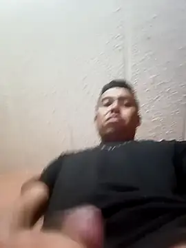 Snapshot of Diego_leon27 chatting on October 2025 02:10:01 AM Diego leon27 online show from October 2025 02:10:01 AM