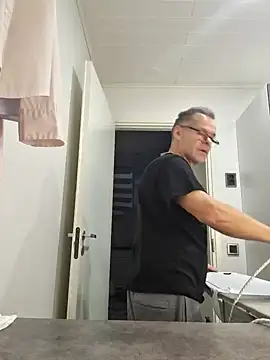 DarrenSullivanSlut online show from December 2024 08:20:01 AM