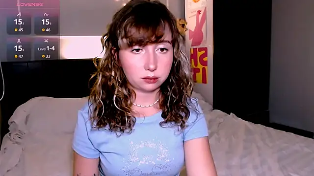 Cosmo Riri online show from October 2025 12:30:02 PM