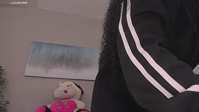 Briana Wells  online show from March 2026 12:21:01 PM