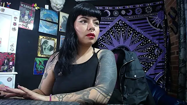 Yourmadame P online show from July 2026 06:10:02 PM
