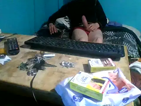 Snapshot of malekon76 chatting on December 2024 07:41:01 AM malekon76 online show from December 2024 07:41:01 AM