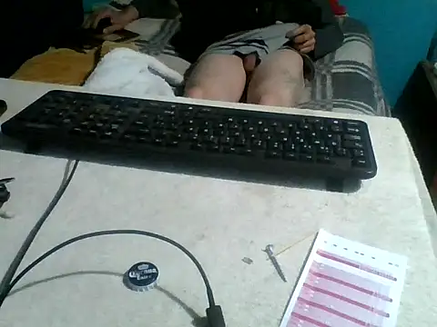 Snapshot of malekon76 chatting on November 2025 11:40:02 AM malekon76 online show from November 2025 11:40:02 AM