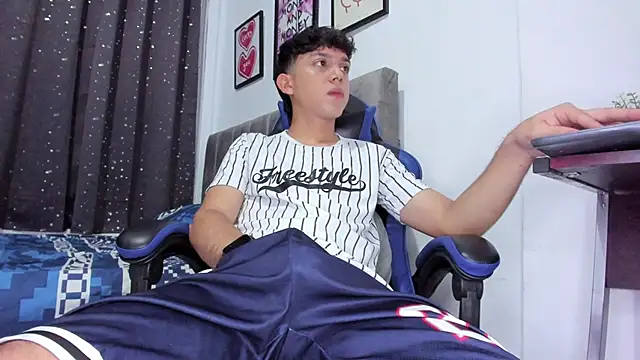 The skinnyguys online show from November 2025 10:04:02 PM