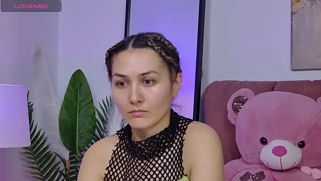 Snapshot of NicolLopeze chatting on November 2025 07:30:02 AM NicolLopeze online show from November 2025 07:30:02 AM