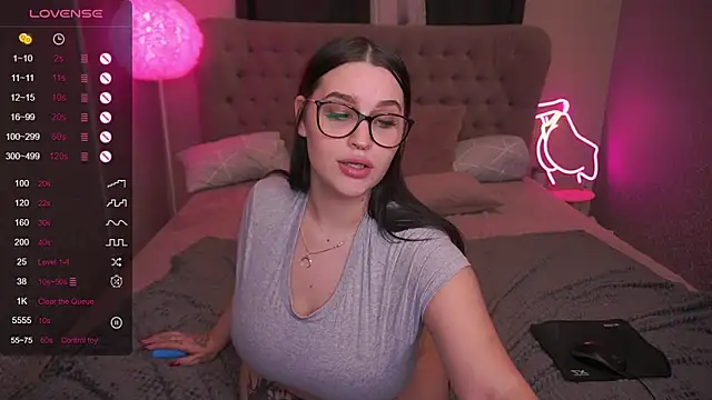 Snapshot of JeysyPotter chatting on December 2024 05:18:02 PM JeysyPotter online show from December 2024 05:18:02 PM