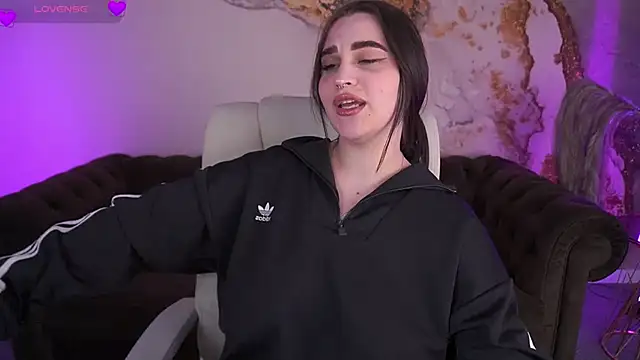 Snapshot of JeysyPotter chatting on February 2025 09:04:01 PM JeysyPotter online show from February 2025 09:04:01 PM