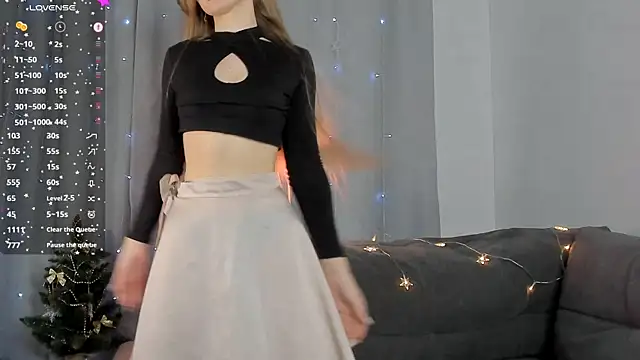 Snapshot of Barbie-Doll- chatting on December 2024 09:51:01 PM Barbie-Doll- online show from December 2024 09:51:01 PM