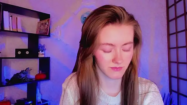 KateCuddle online show from December 2024 07:06:02 AM