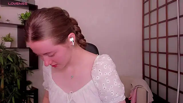 KateCuddle online show from July 2026 02:44:01 AM