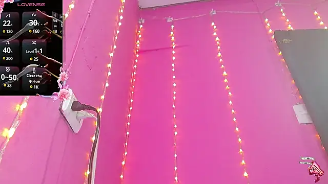 Snapshot of alaiia_rosse chatting on March 2025 03:49:01 PM alaiia rosse online show from March 2025 03:49:01 PM