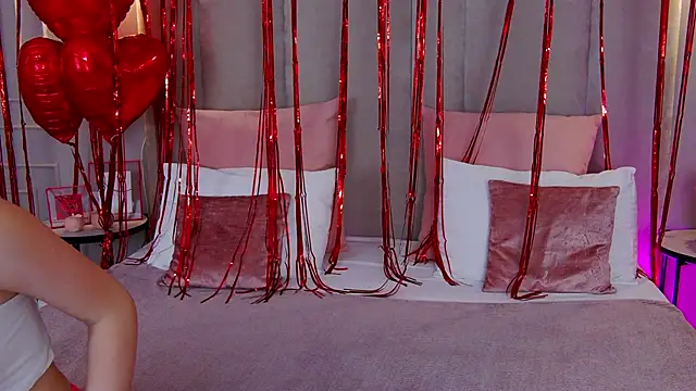 Betty Bridge online show from February 2025 06:08:02 AM