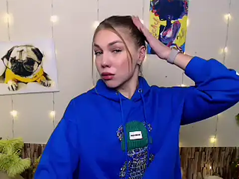 Snapshot of Sport_Tall_Doll chatting on December 2024 11:11:01 AM Sport Tall Doll online show from December 2024 11:11:01 AM