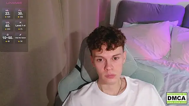 cute thomas online show from December 2025 03:39:01 PM