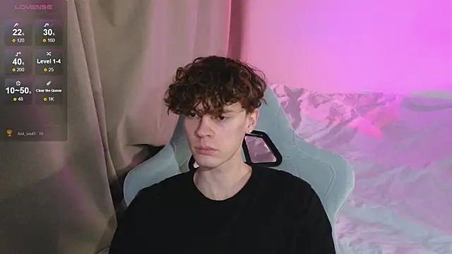 Snapshot of cute_thomas chatting on April 2026 07:20:02 PM cute thomas online show from April 2026 07:20:02 PM