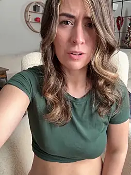 Snapshot of Wetbabygirlxo chatting on February 2026 05:11:01 PM Wetbabygirlxo online show from February 2026 05:11:01 PM