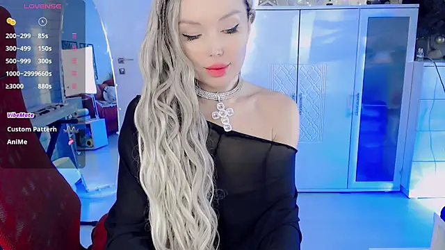 Snapshot of WhiteBunny chatting on December 2024 07:17:02 AM WhiteBunny online show from December 2024 07:17:02 AM