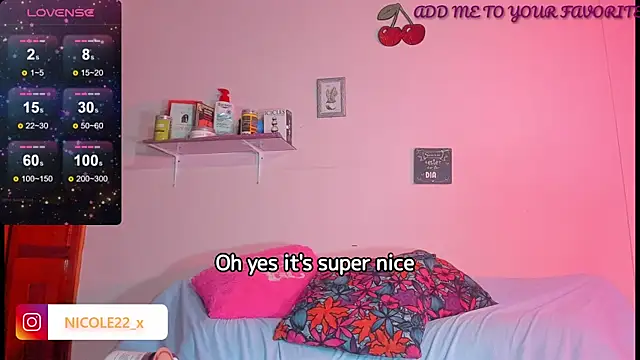 Snapshot of Nicole_x chatting on January 2025 10:43:01 AM Nicole x online show from January 2025 10:43:01 AM