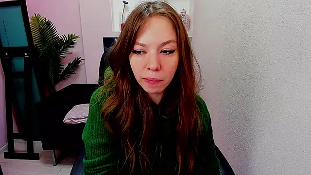 Snapshot of Persephoni chatting on December 2024 05:37:01 AM Persephoni online show from December 2024 05:37:01 AM