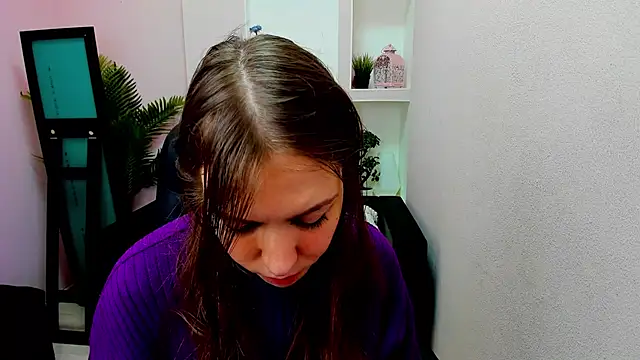 Snapshot of Persephoni chatting on February 2025 08:35:02 AM Persephoni online show from February 2025 08:35:02 AM