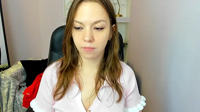 Snapshot of Persephoni chatting on July 2026 11:05:01 AM Persephoni online show from July 2026 11:05:01 AM