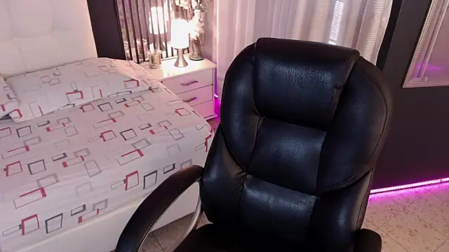 LiaVillalobos online show from January 2026 11:57:02 AM