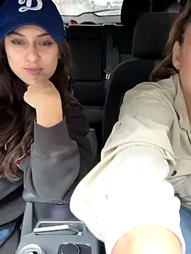 LeaGambit   online show from November 2025 08:07:01 PM