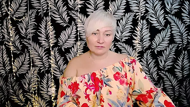 Olivia playful online show from January 2026 12:30:01 PM