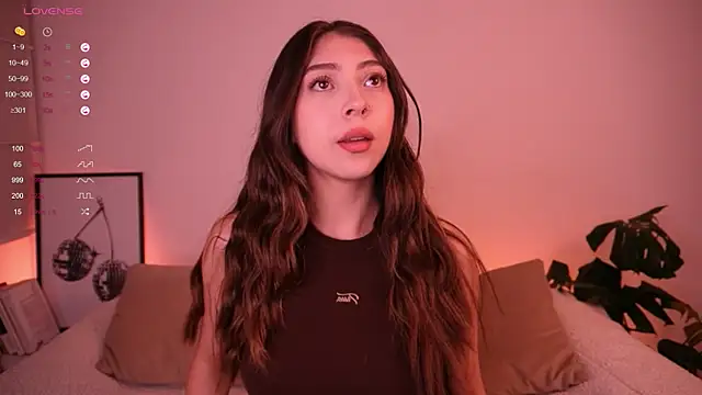 Snapshot of annie24_evans chatting on January 2025 12:29:01 AM annie24 evans online show from January 2025 12:29:01 AM