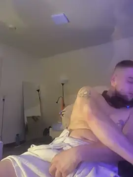 Snapshot of Youngtimer_1997 chatting on February 2025 11:14:02 PM Youngtimer 1997 online show from February 2025 11:14:02 PM