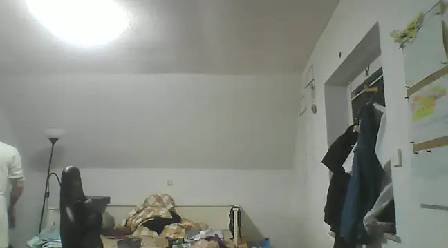 Snapshot of Youngtimer_1997 chatting on March 2025 12:45:01 AM Youngtimer 1997 online show from March 2025 12:45:01 AM