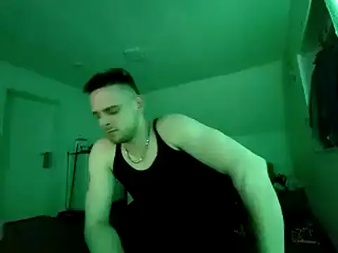 Snapshot of Youngtimer_1997 chatting on March 2025 12:28:02 AM Youngtimer 1997 online show from March 2025 12:28:02 AM