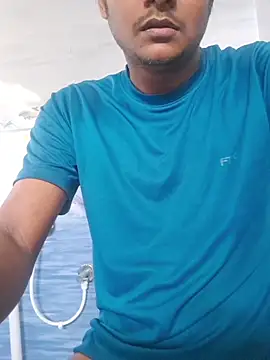 Snapshot of Itsdesi_boy chatting on December 2025 03:05:01 AM Itsdesi boy online show from December 2025 03:05:01 AM