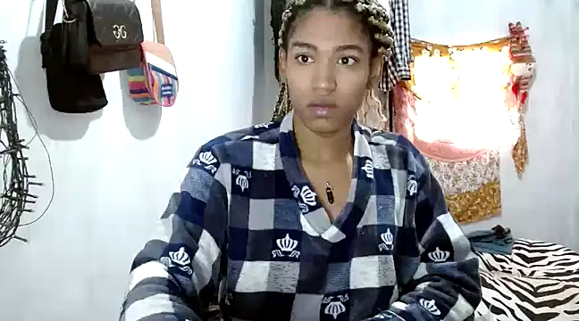 angelamarie1 online show from January 2025 12:20:02 PM