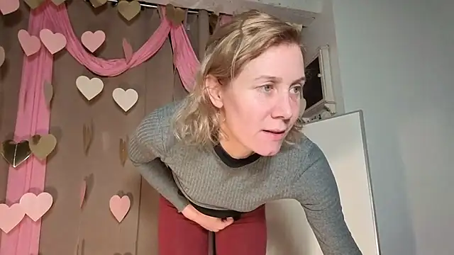 Lola Belgium online show from February 2026 05:53:01 PM